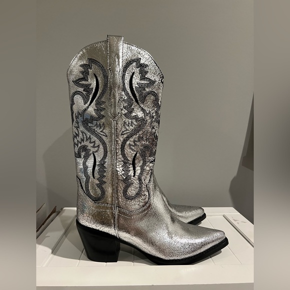 Jeffrey Campbell Dagget Western Silver Metallic Cowboy Boots Free People New - Picture 3 of 8